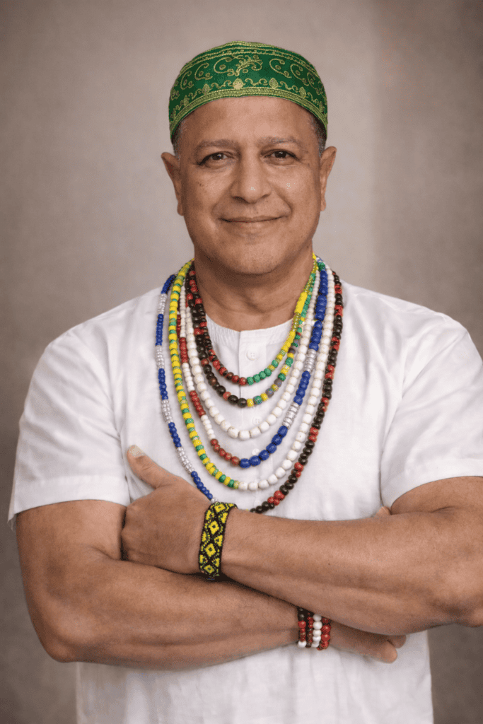 Babalawo IFA en Dallas ofreciendo lecturas espirituales y consultas tradicionales